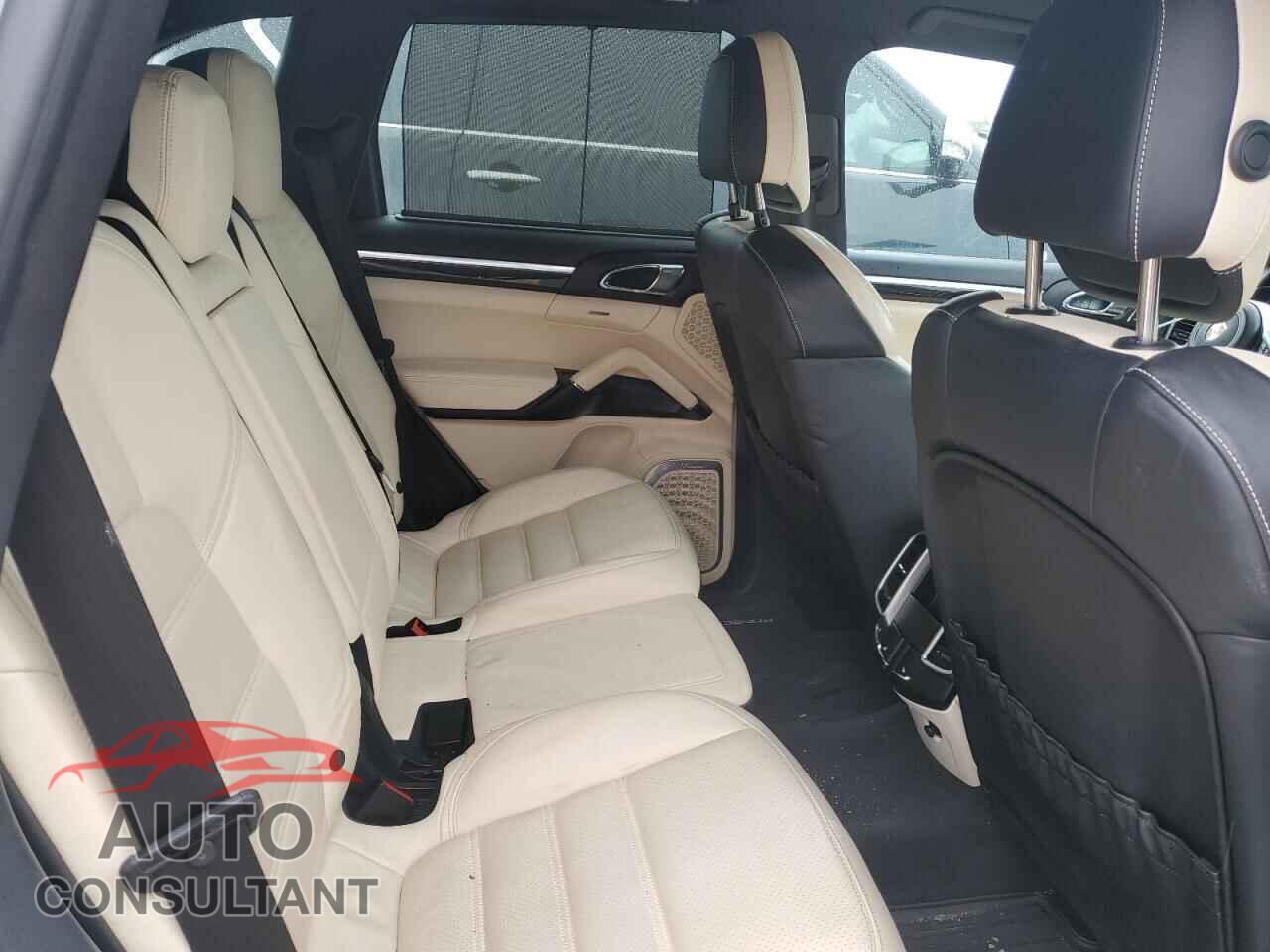 PORSCHE CAYENNE 2016 - WP1AE2A20GLA60675