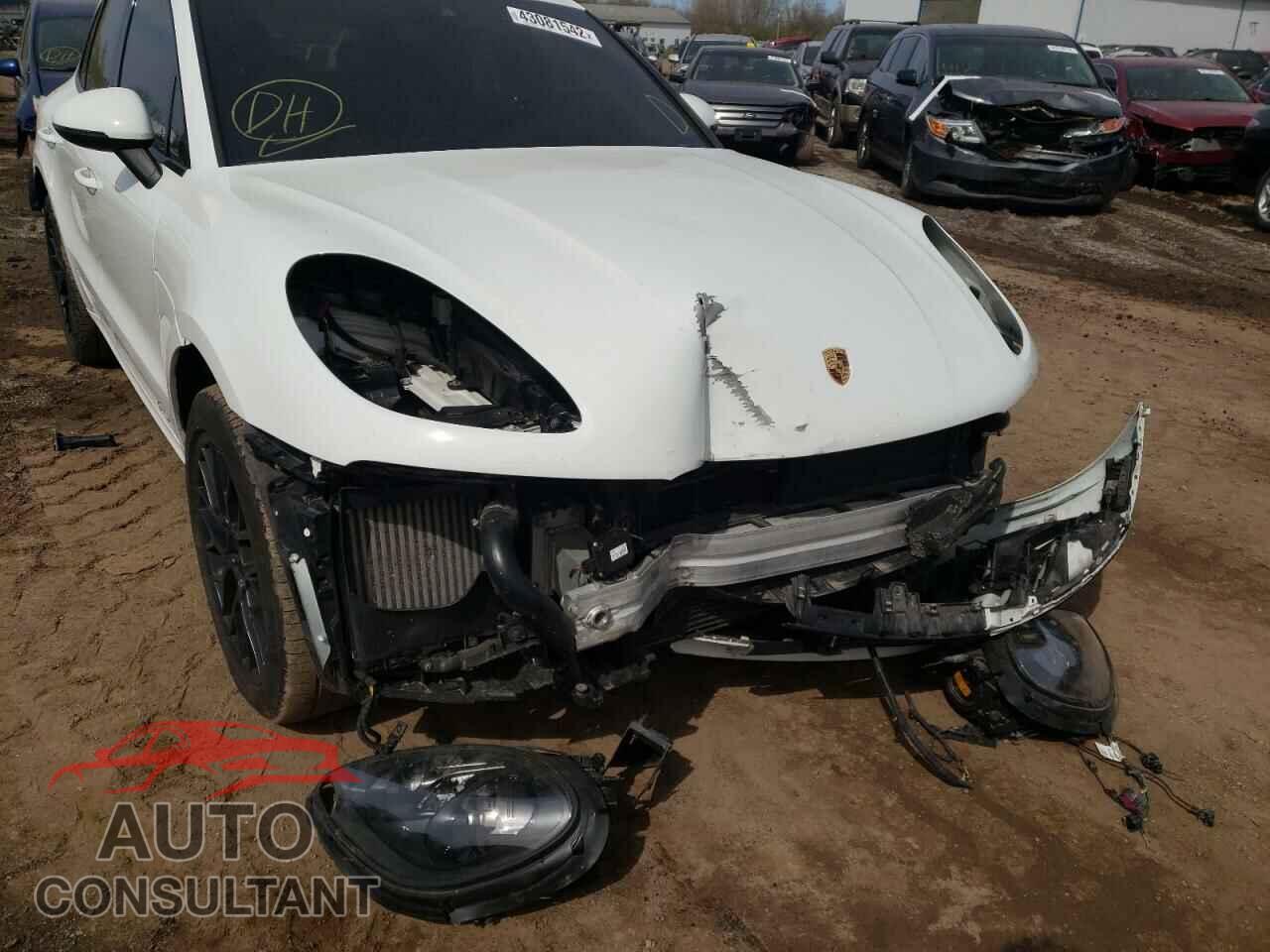 PORSCHE MACAN 2017 - WP1AG2A59HLB50669
