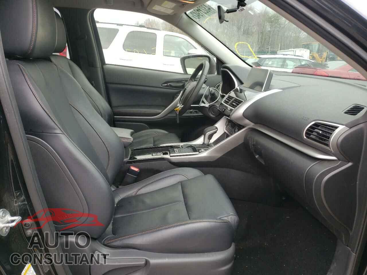 MITSUBISHI ECLIPSE 2018 - JA4AT5AA2JZ040894