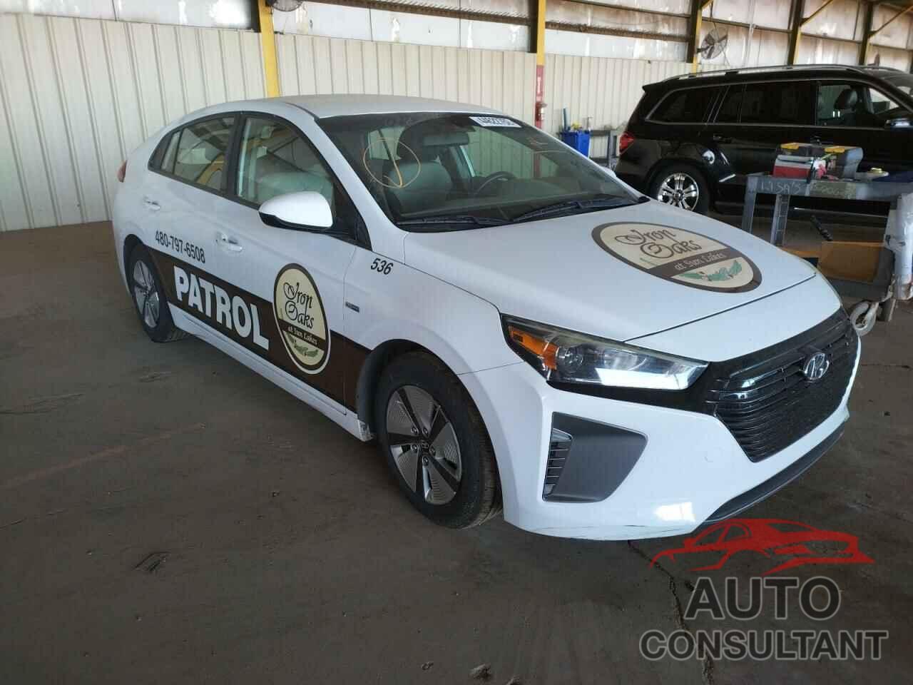 HYUNDAI IONIQ 2018 - KMHC65LC1JU065671