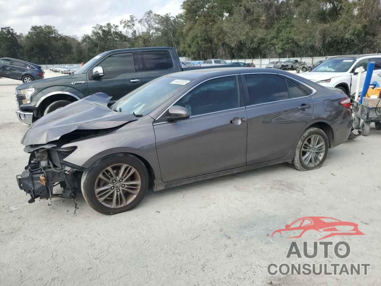 TOYOTA CAMRY 2015 - 4T1BF1FK4FU002918