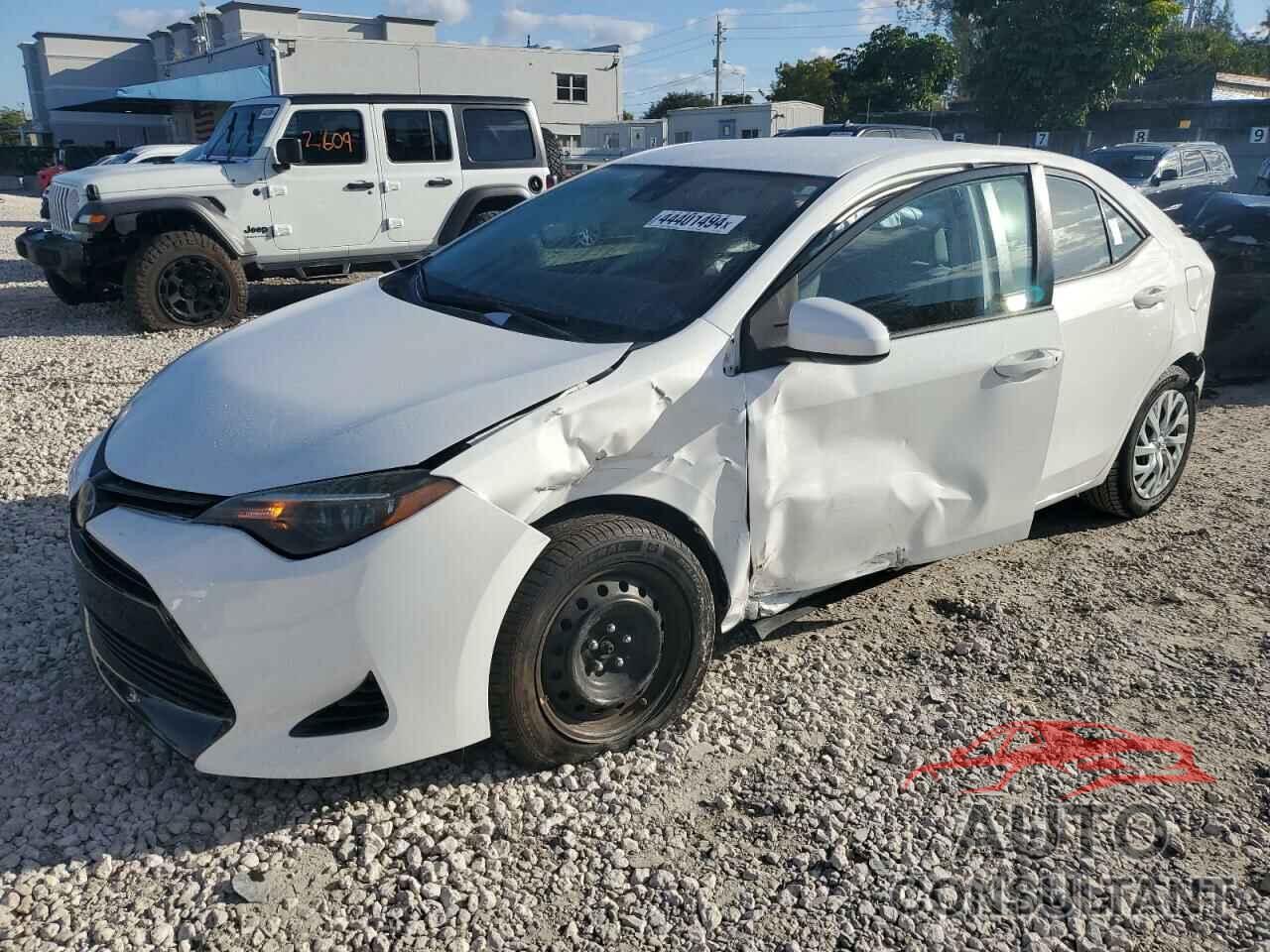 TOYOTA COROLLA 2017 - 5YFBURHE3HP709007