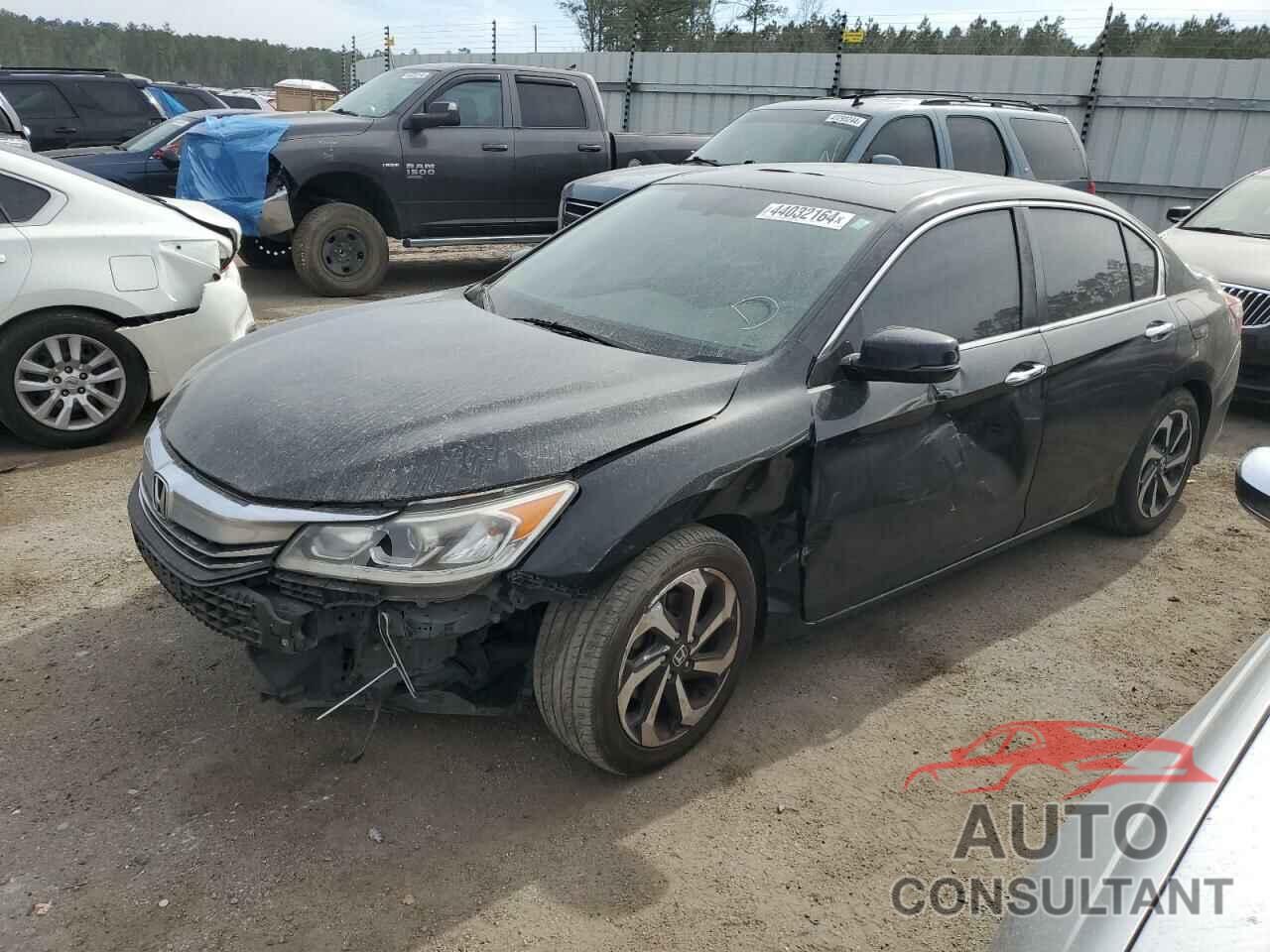 HONDA ACCORD 2017 - 1HGCR2F8XHA133626