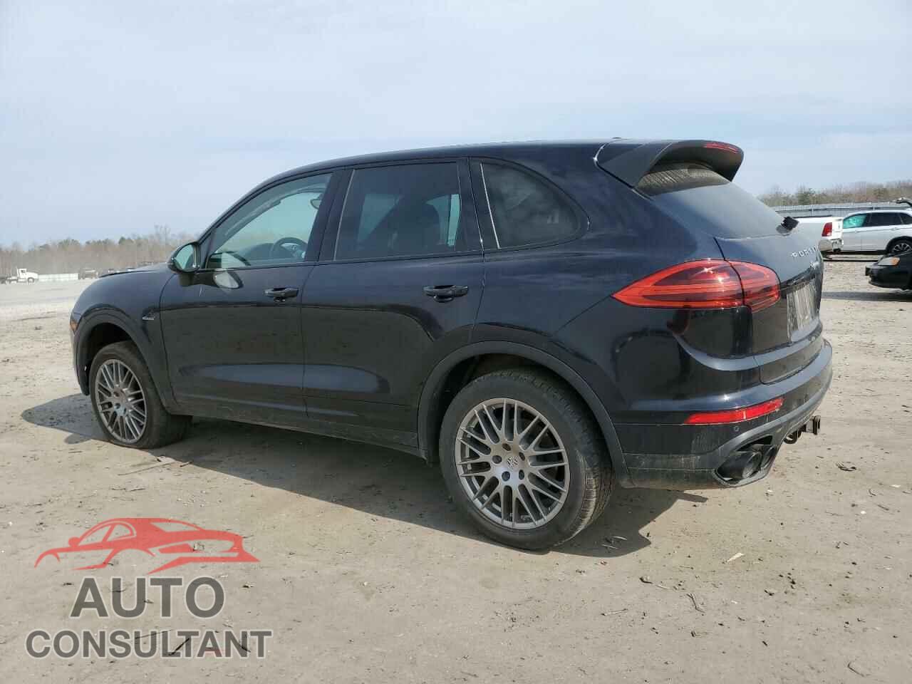 PORSCHE CAYENNE 2016 - WP1AF2A24GKA44062