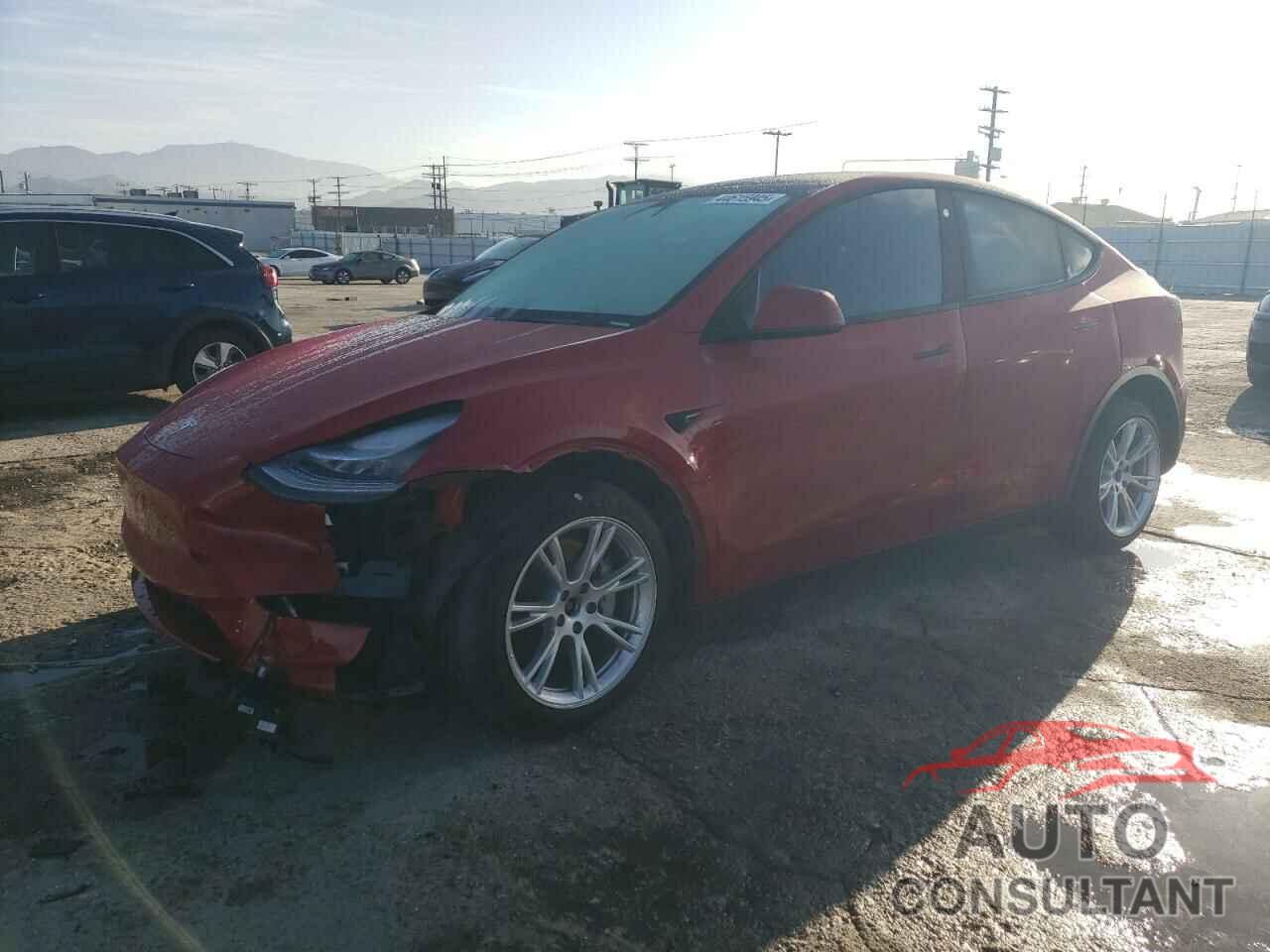 TESLA MODEL Y 2021 - 5YJYGDEEXMF270709