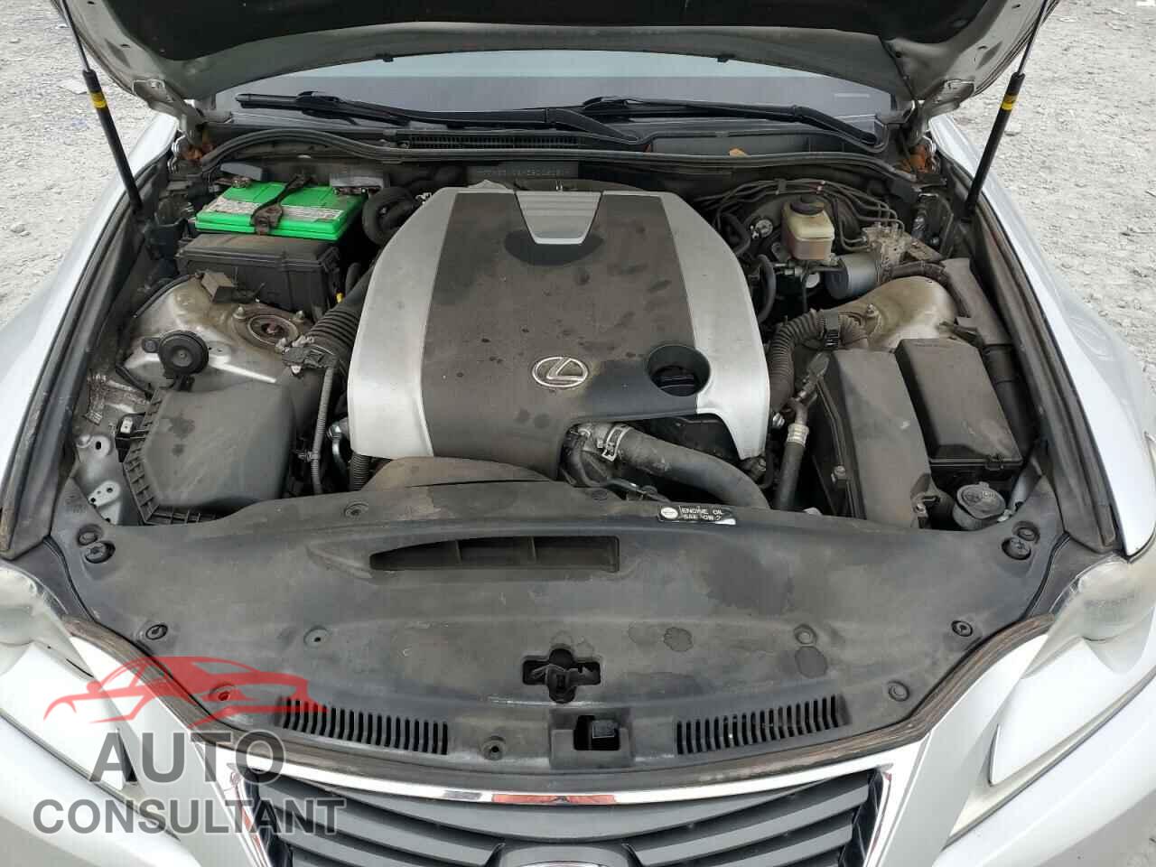 LEXUS IS 2014 - JTHBE1D2XE5002021