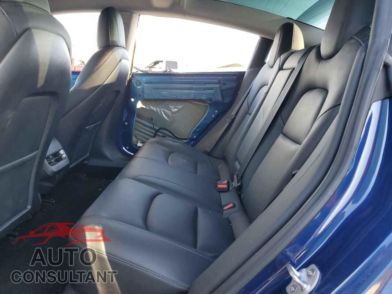 TESLA MODEL 3 2022 - 5YJ3E1EA9NF373357