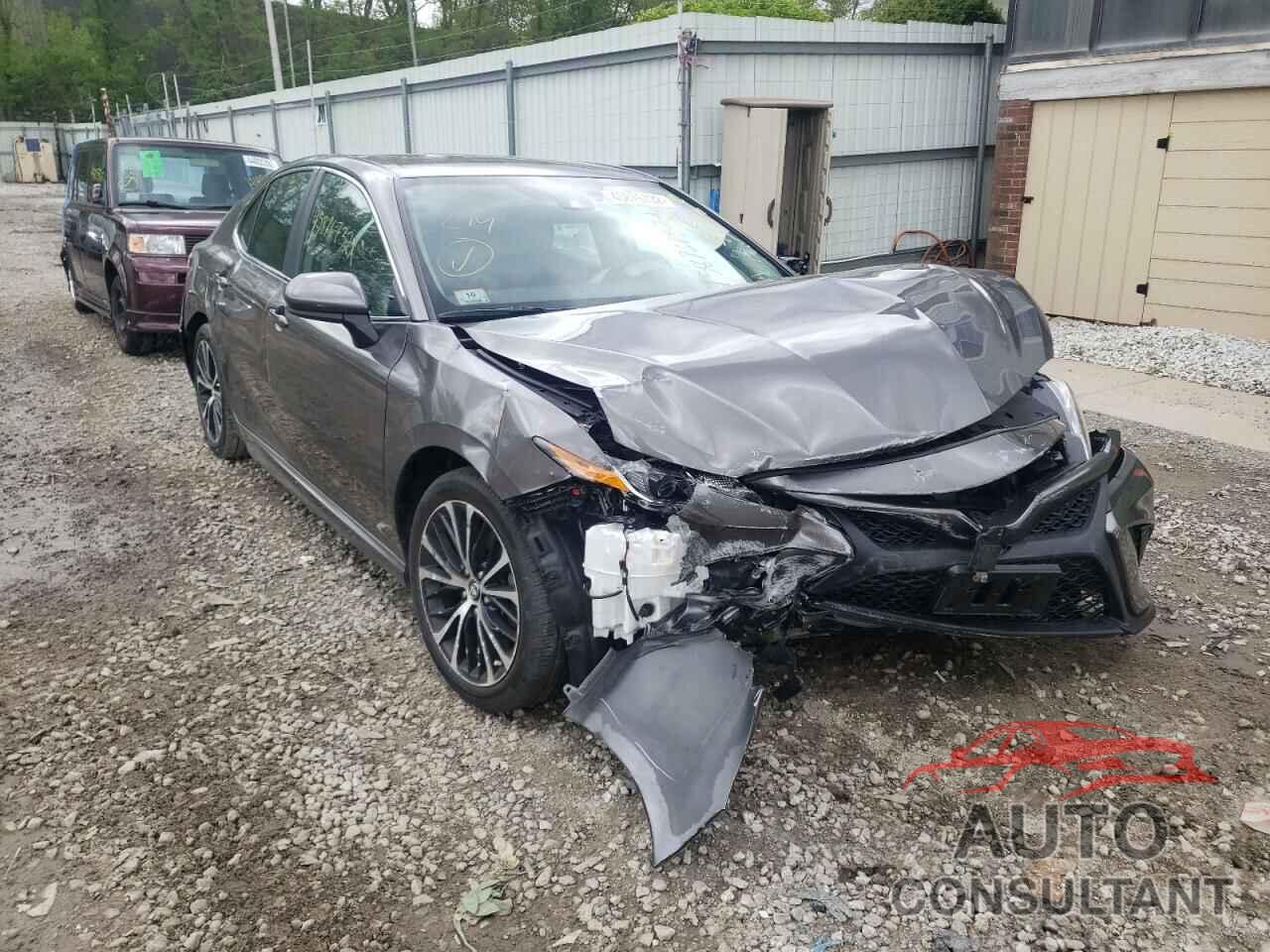 2020 CAMRY TOYOTA