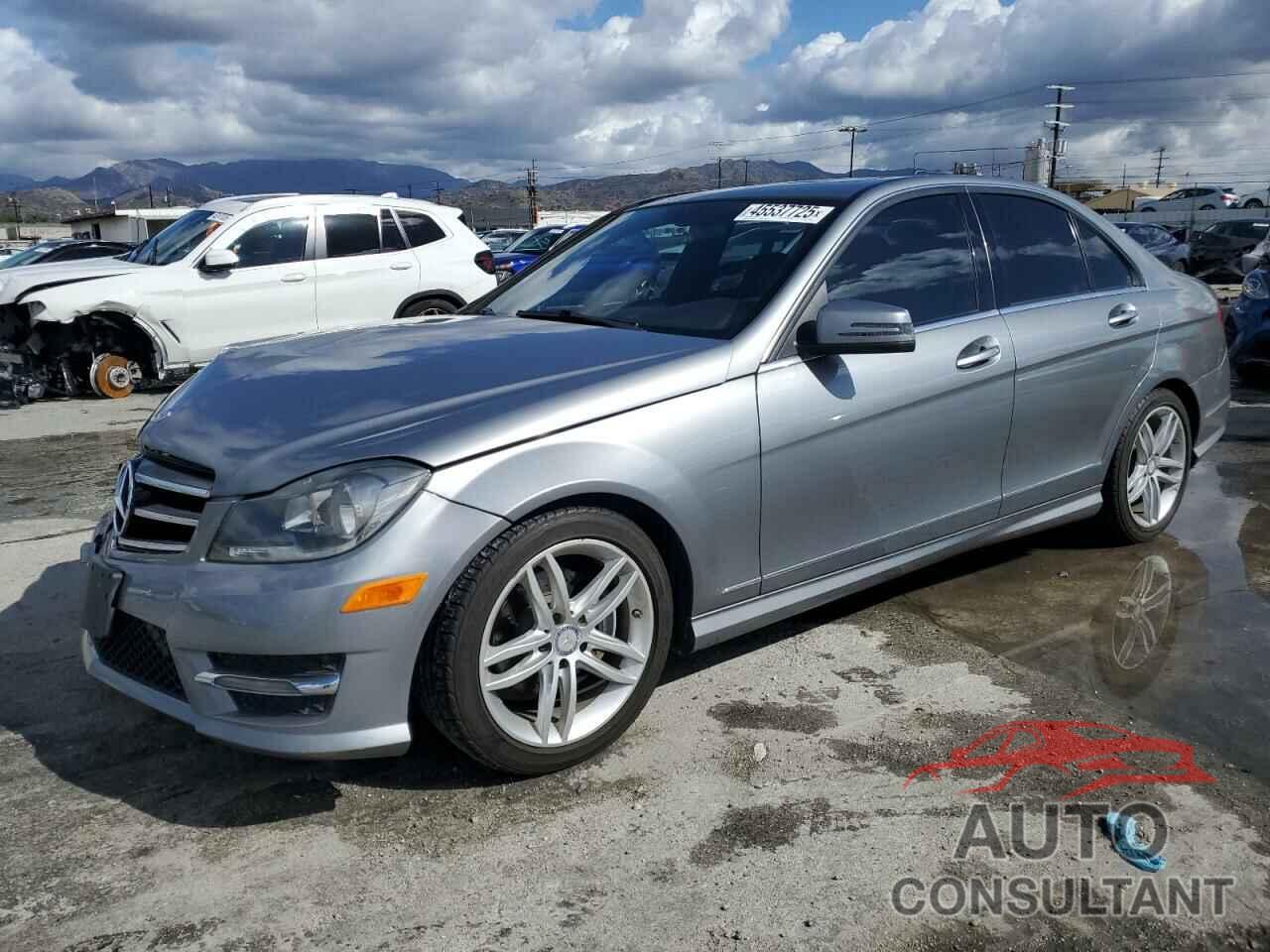 MERCEDES-BENZ C-CLASS 2014 - WDDGF4HB6EG256612