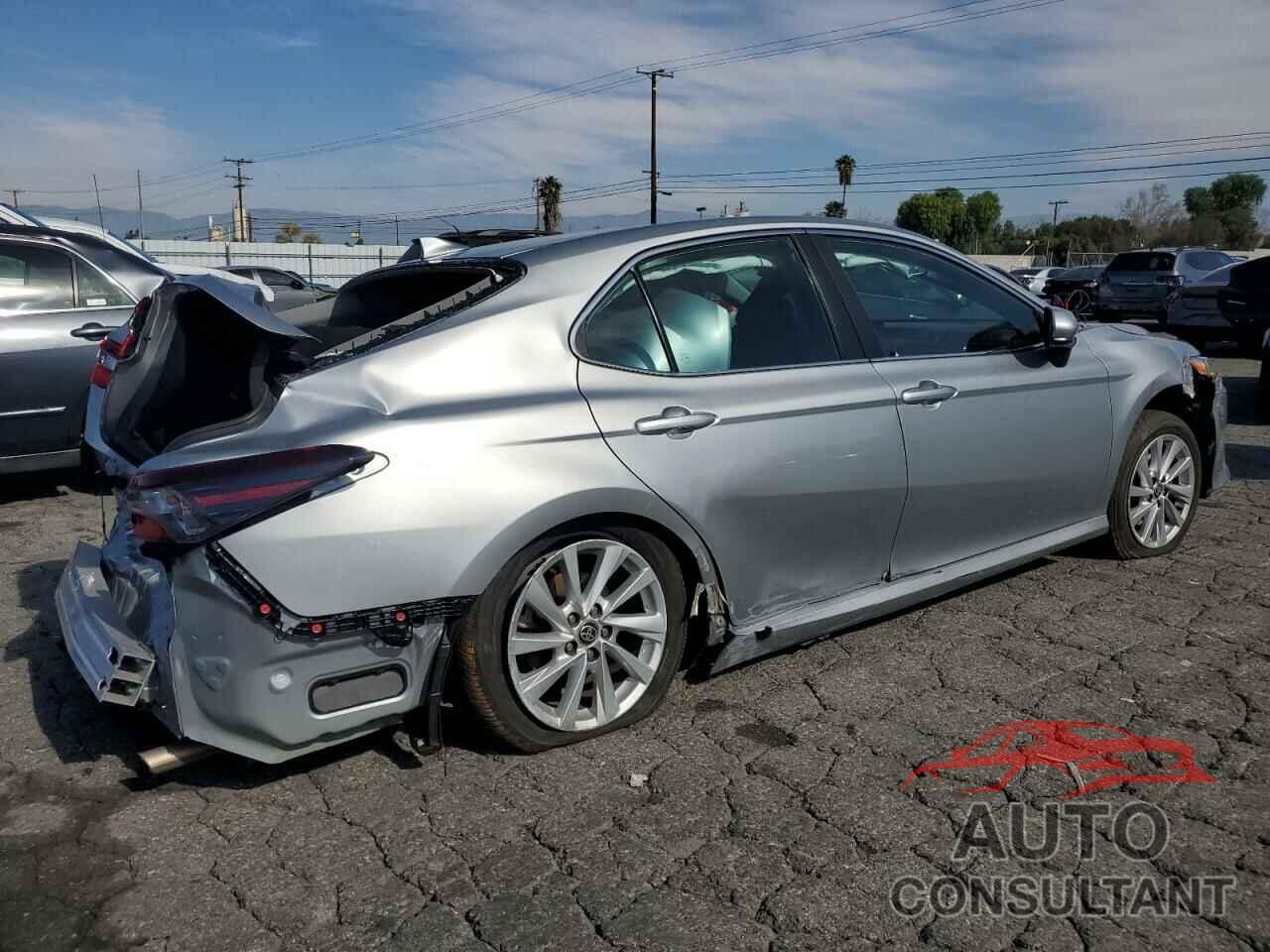 TOYOTA CAMRY 2023 - 4T1C11AK2PU141442