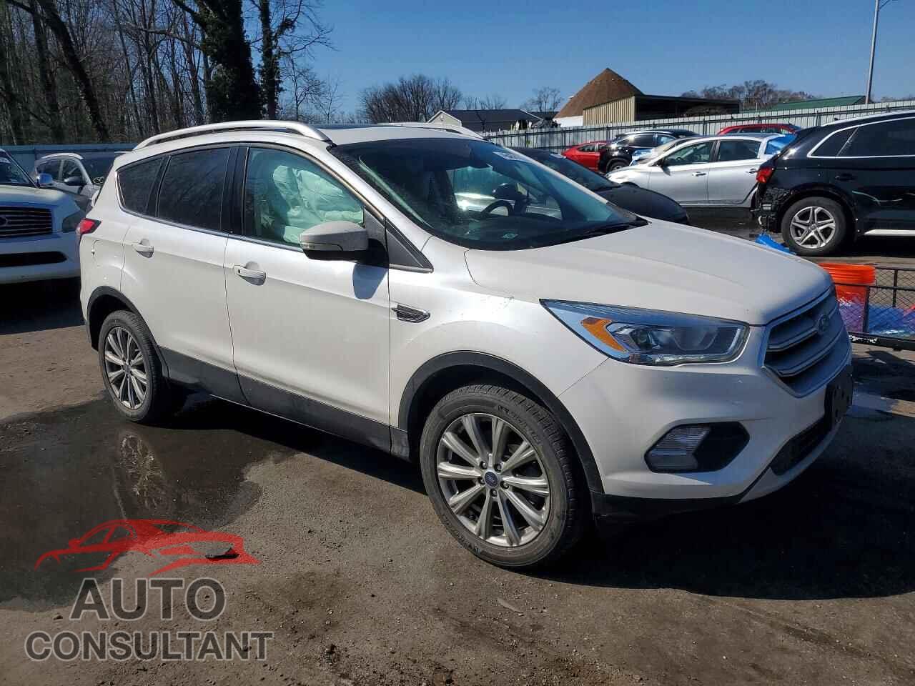 FORD ESCAPE 2017 - 1FMCU9JD3HUD71628