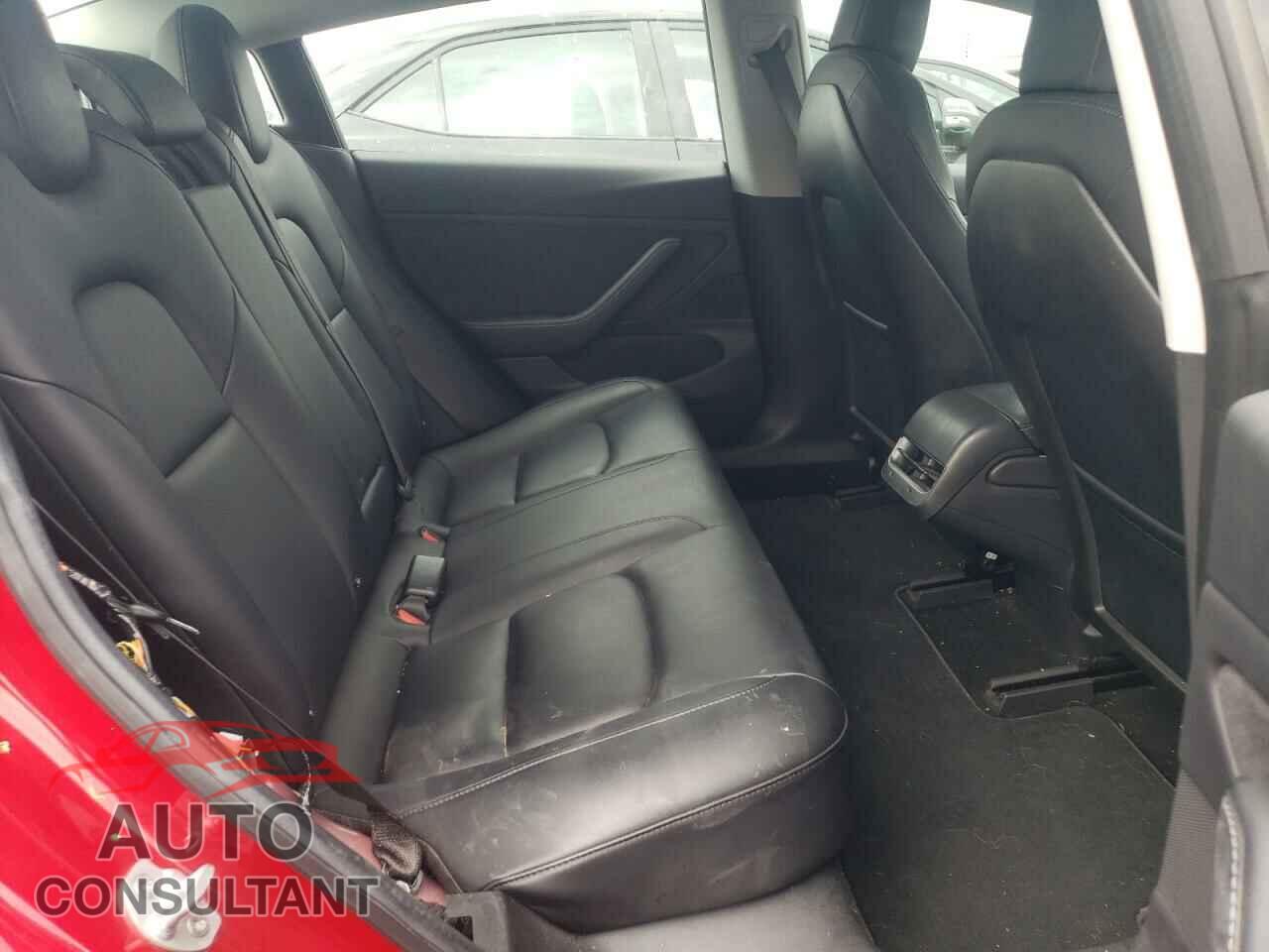 TESLA MODEL 3 2018 - 5YJ3E1EB4JF087838