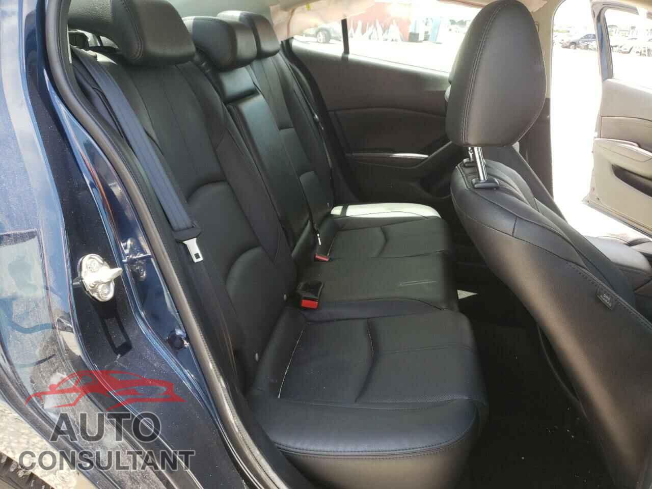 MAZDA 3 2017 - 3MZBN1W37HM128534