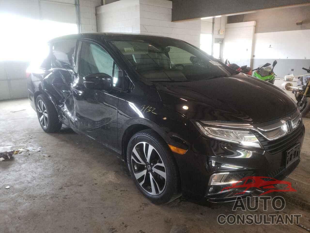 HONDA ODYSSEY 2018 - 5FNRL6H98JB036753