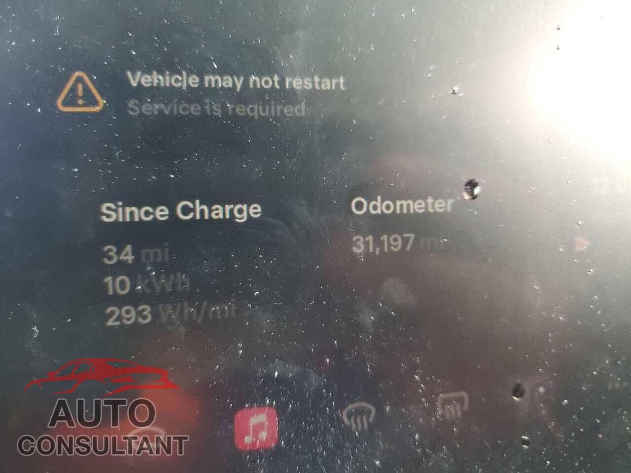 TESLA MODEL 3 2023 - 5YJ3E1EA3PF714142