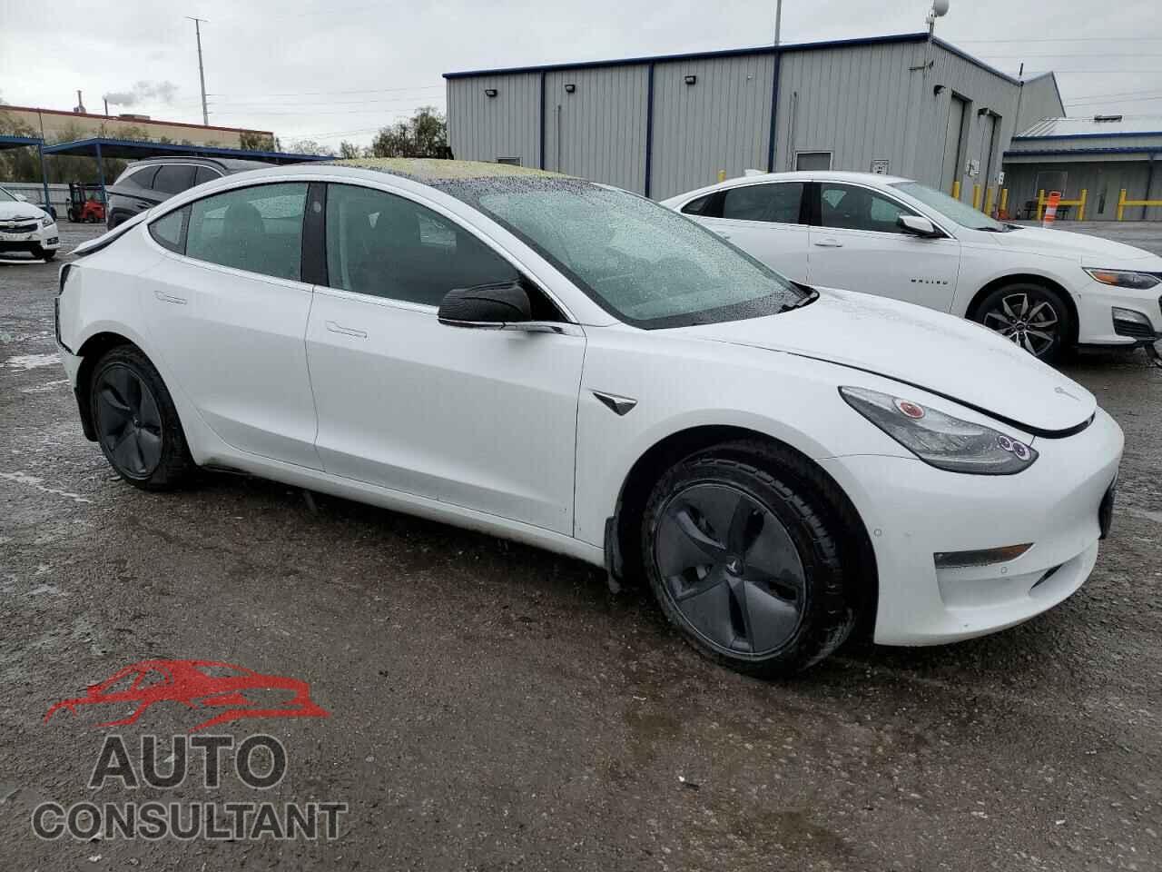 TESLA MODEL 3 2018 - 5YJ3E1EA8JF057474