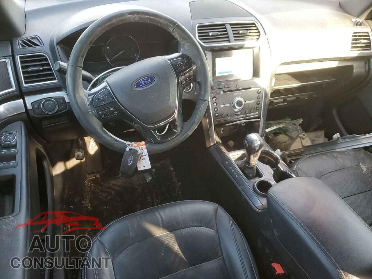 FORD EXPLORER 2018 - 1FM5K7F81JGB09691