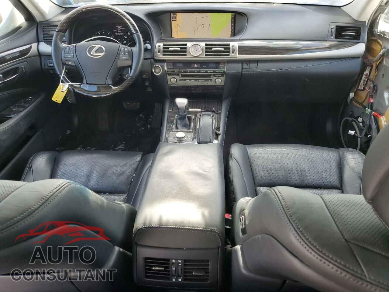 LEXUS LS460 2017 - JTHCL5EF7H5027577