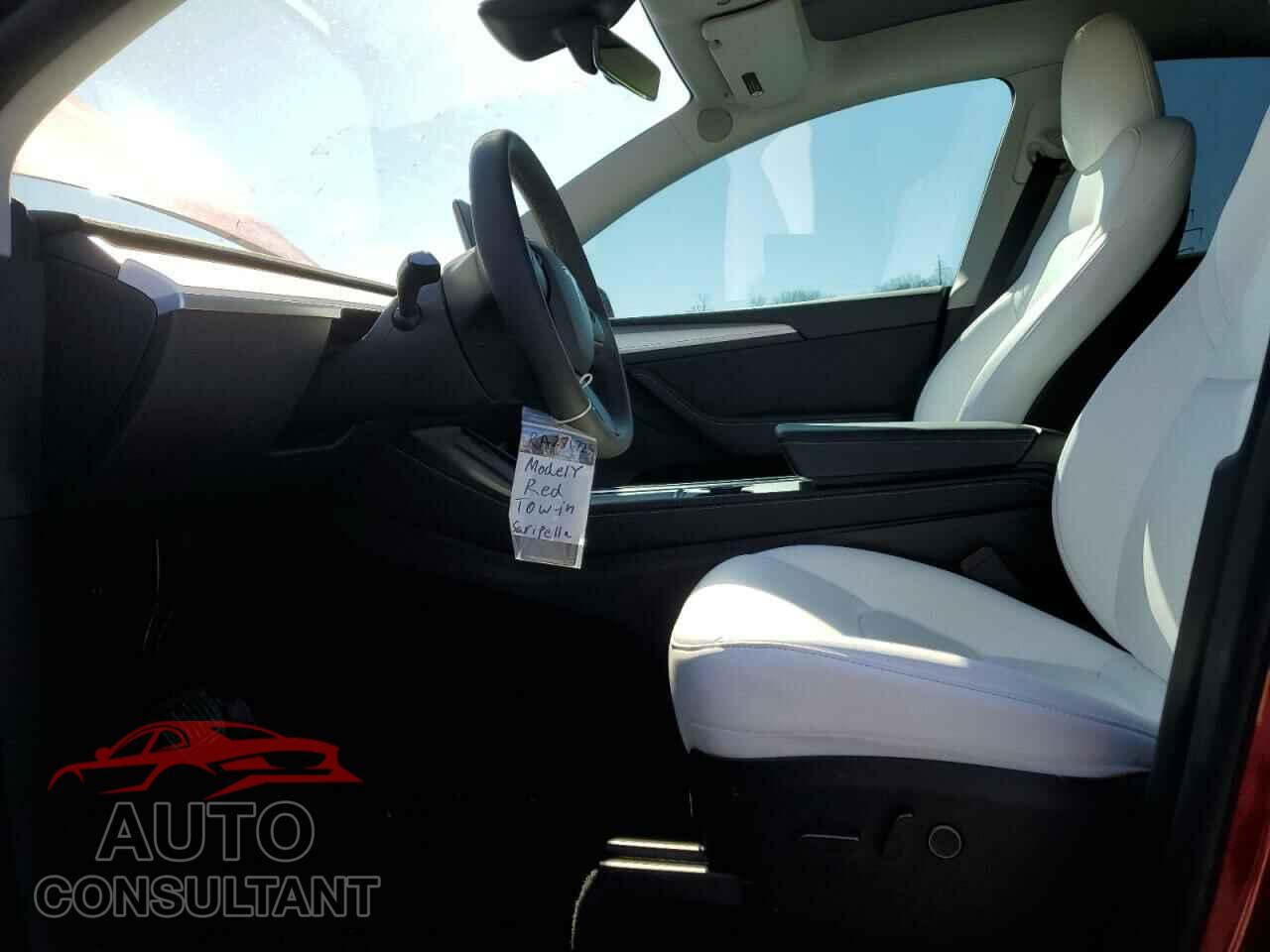 TESLA MODEL Y 2024 - 7SAYGDEE1RA286725
