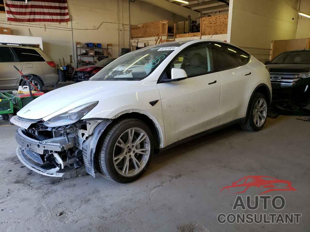 TESLA MODEL Y 2023 - 7SAYGDEE3PF827709