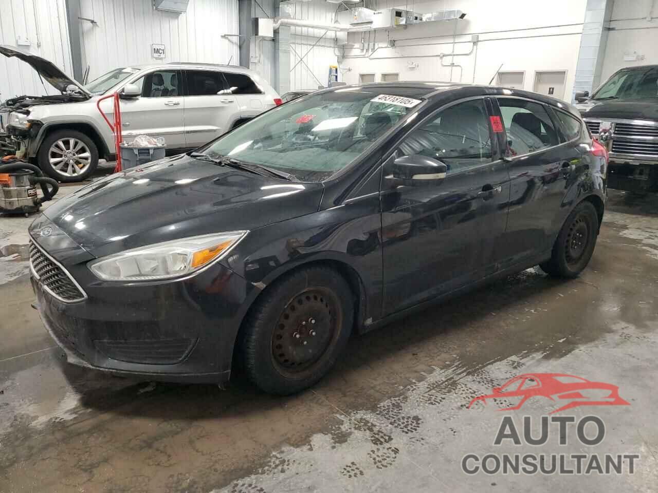 FORD FOCUS 2015 - 1FADP3K2XFL359138