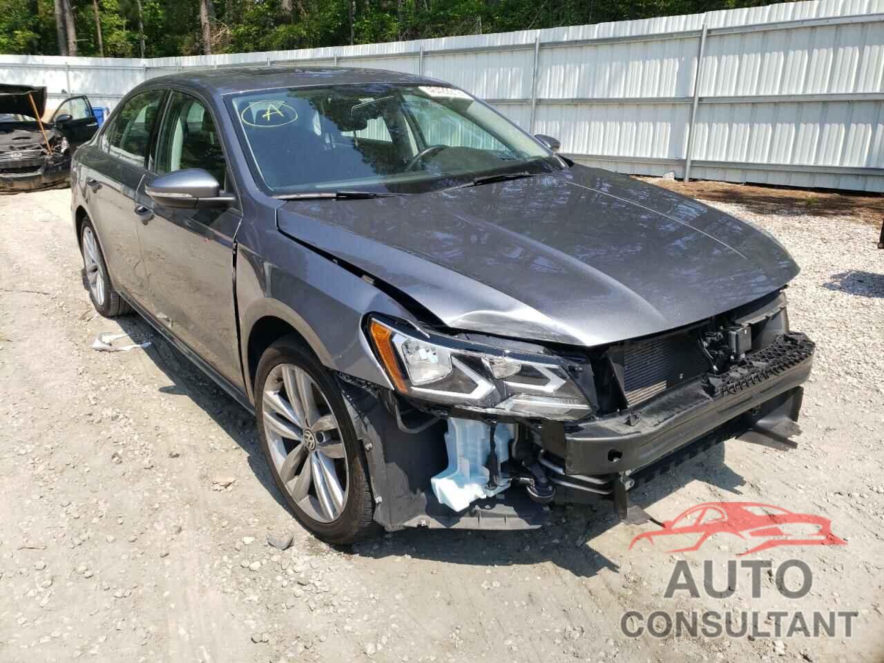 VOLKSWAGEN PASSAT 2019 - 1VWLA7A37KC009403