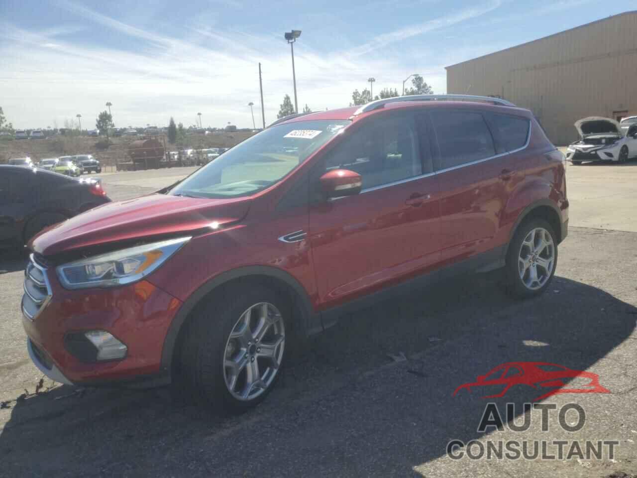 FORD ESCAPE 2017 - 1FMCU0JD2HUA18695