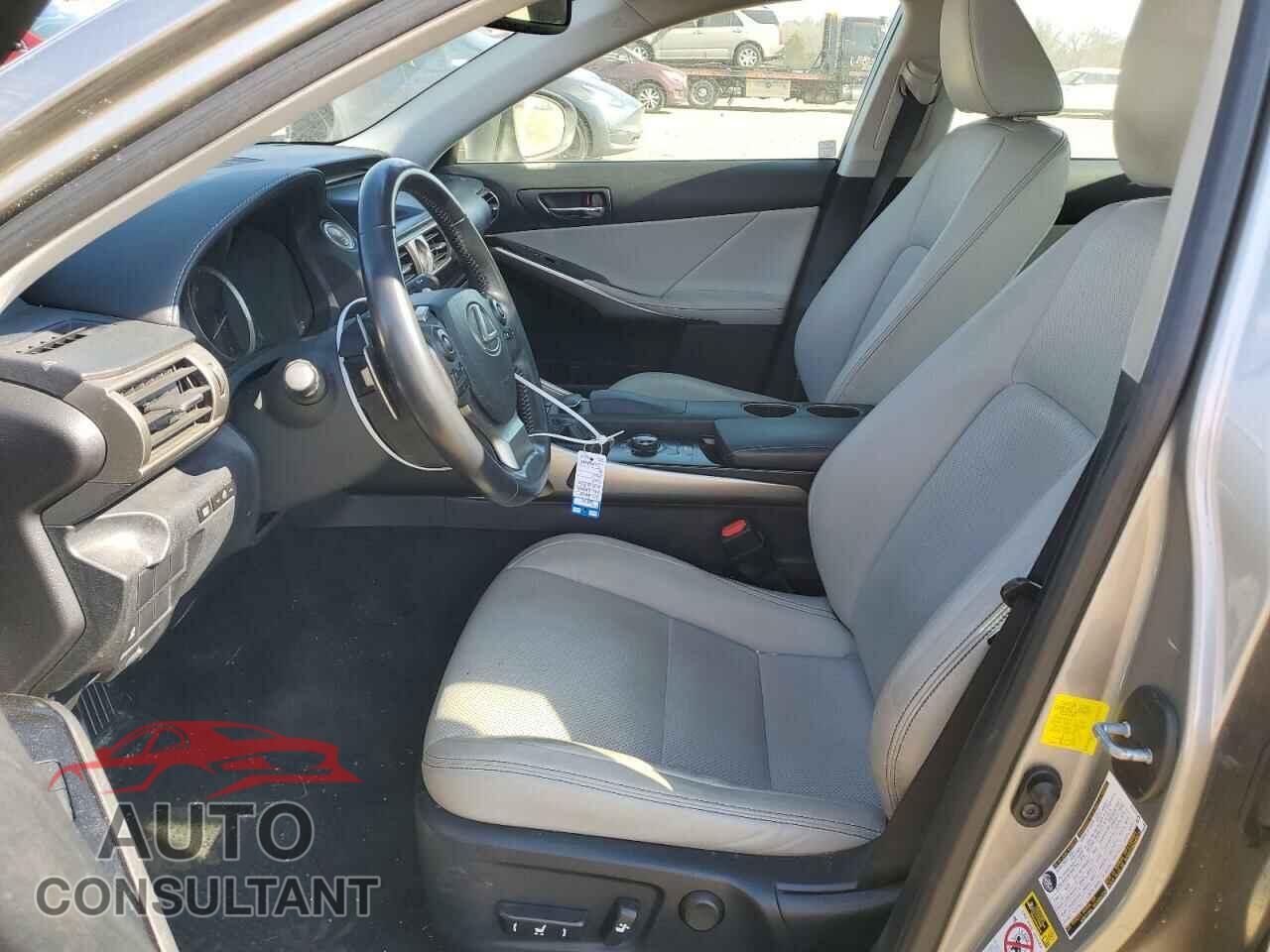 LEXUS IS 2014 - JTHCE1D29E5001513