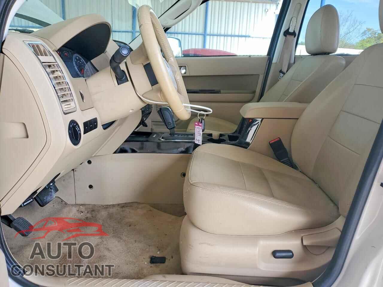 FORD ESCAPE 2010 - 1FMCU0EG6AKD39497