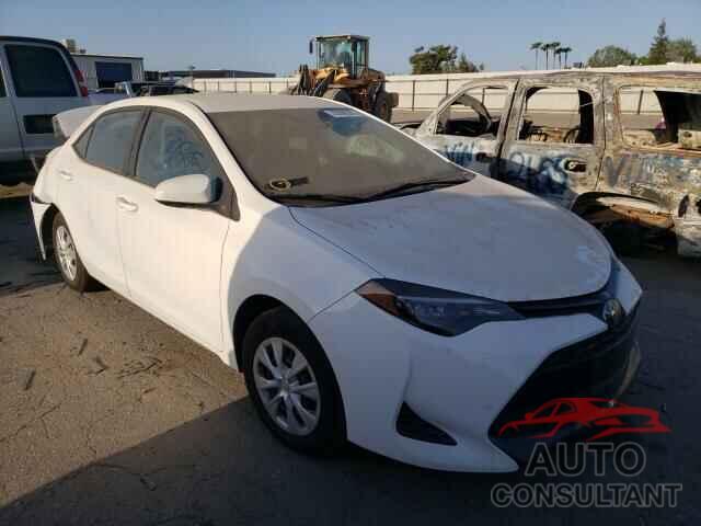 TOYOTA COROLLA 2018 - 5YFBURHEXJP745332