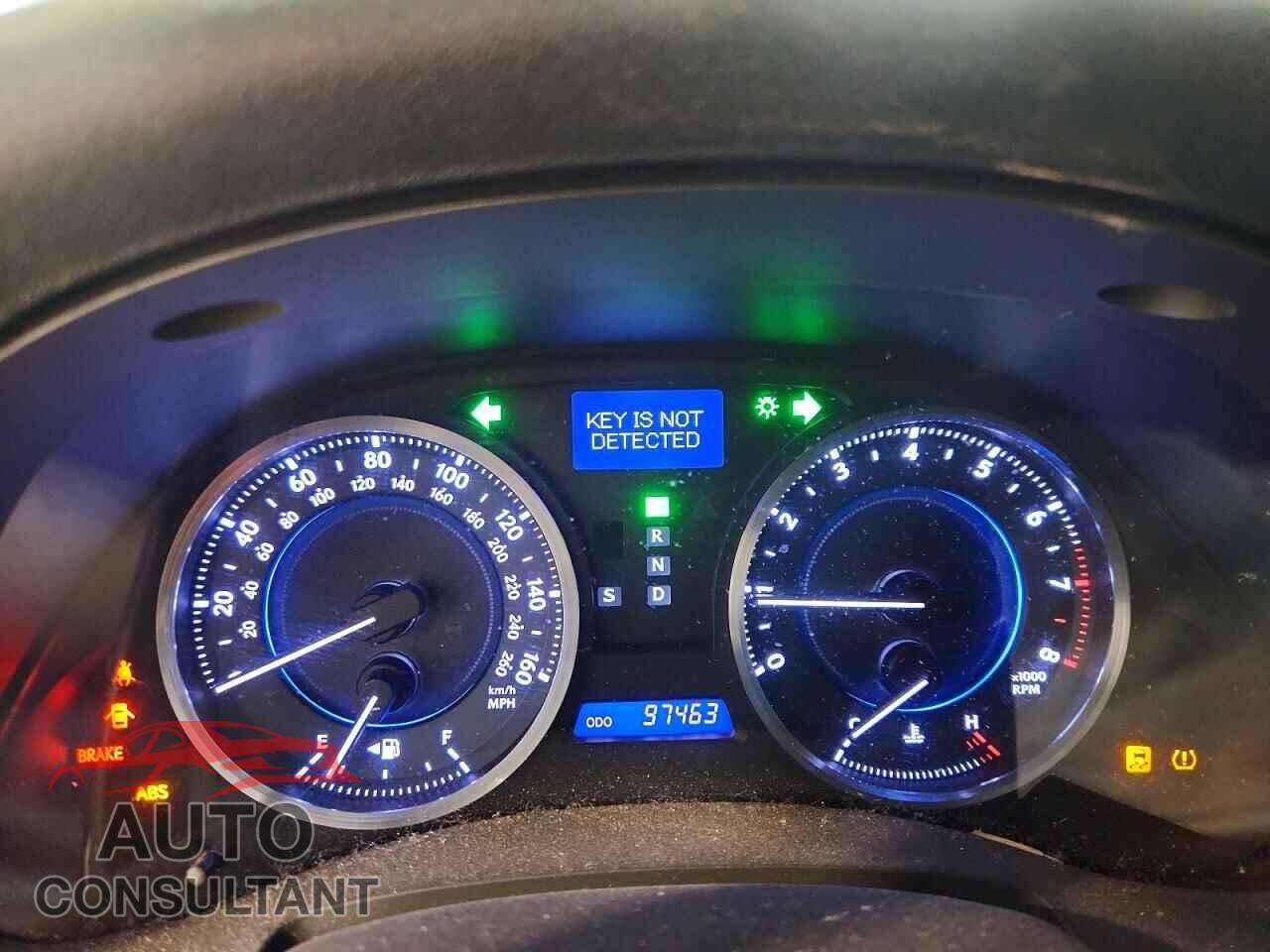 LEXUS IS 2013 - JTHCF5C25D5061860