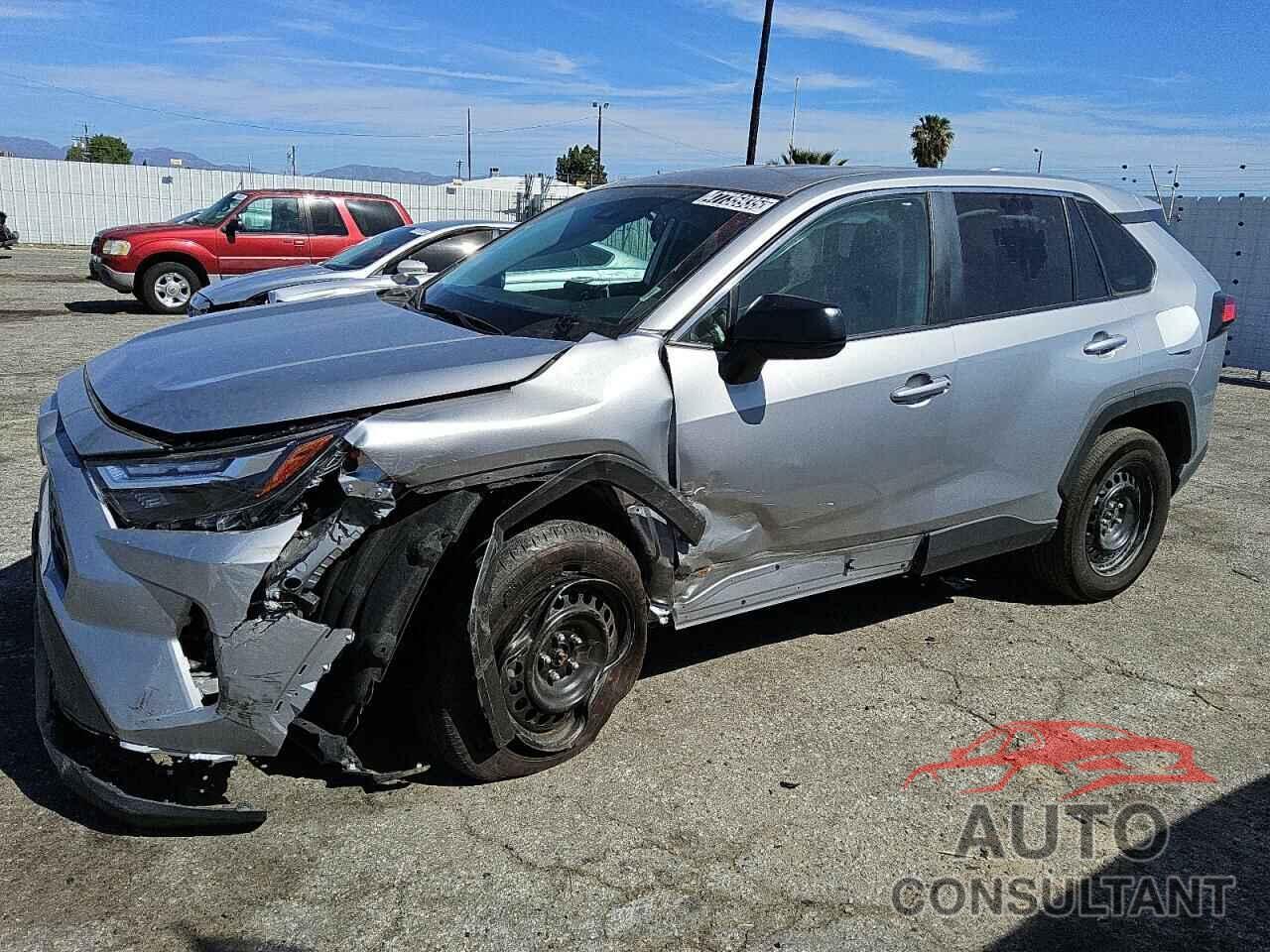 TOYOTA RAV4 2024 - 2T3F1RFV1RC451155