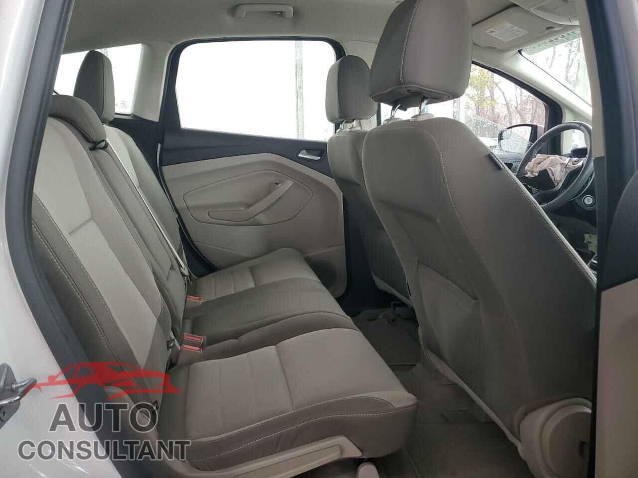 FORD CMAX 2015 - 1FADP5AU0FL100110