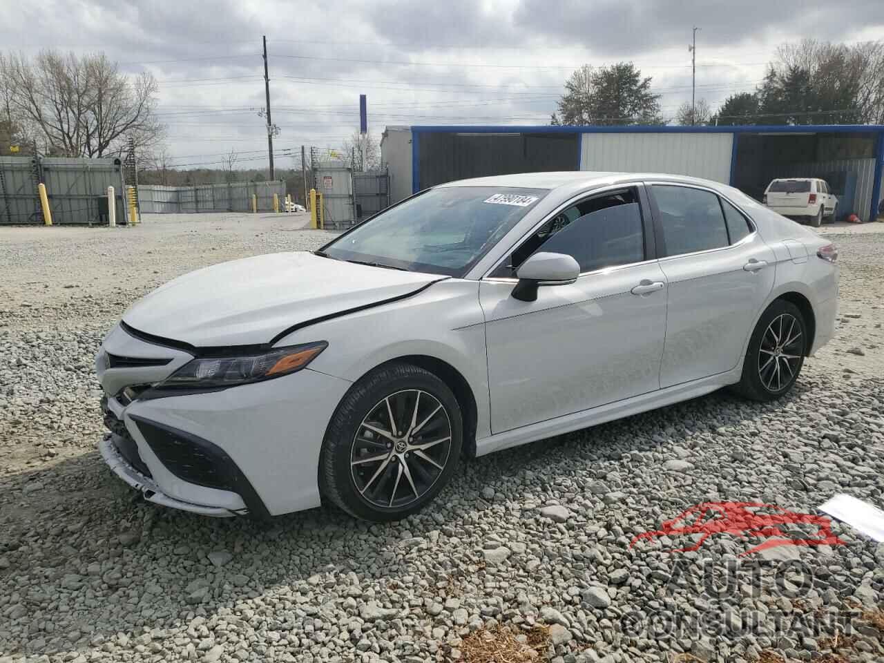 TOYOTA CAMRY 2024 - 4T1G11AK8RU203141
