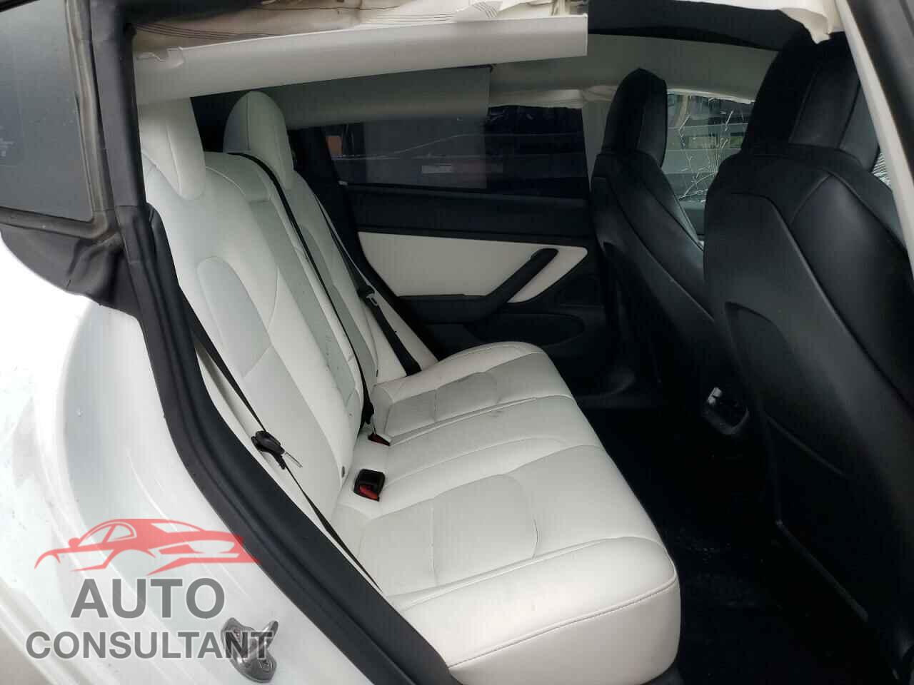 TESLA MODEL 3 2021 - 5YJ3E1EA0MF851812