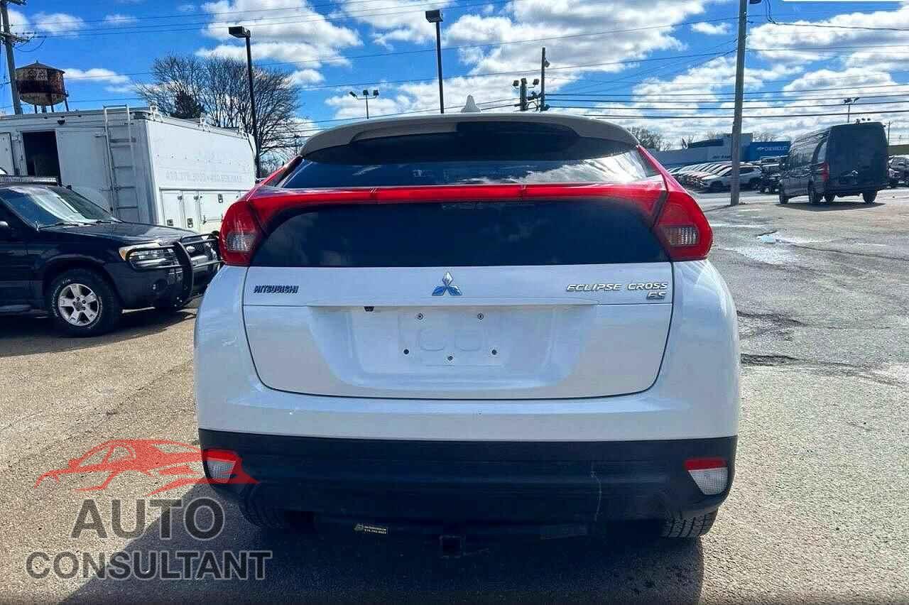 MITSUBISHI ECLIPSE 2018 - JA4AS3AA9JZ039927