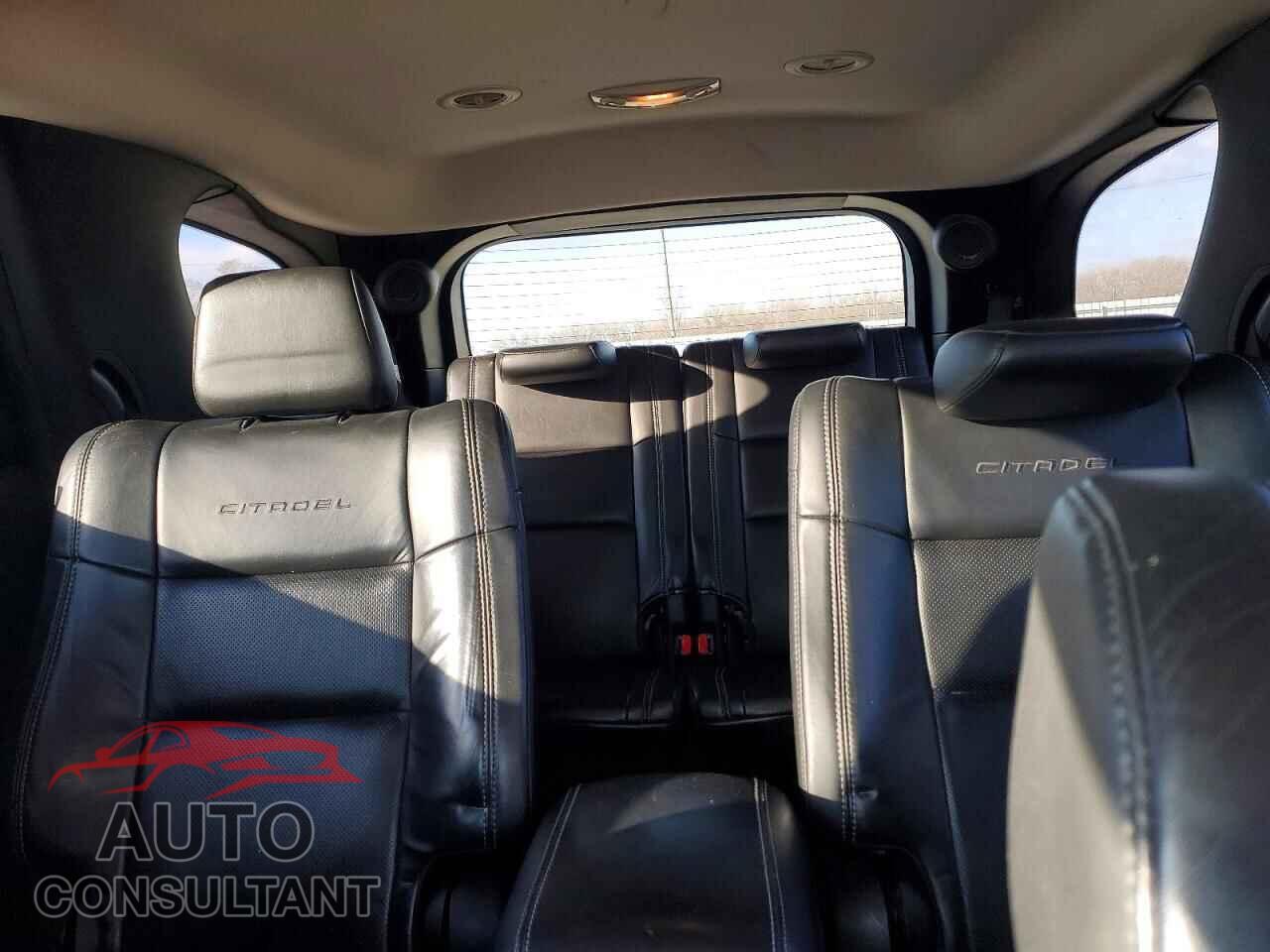 DODGE DURANGO 2013 - 1C4SDJET5DC565807