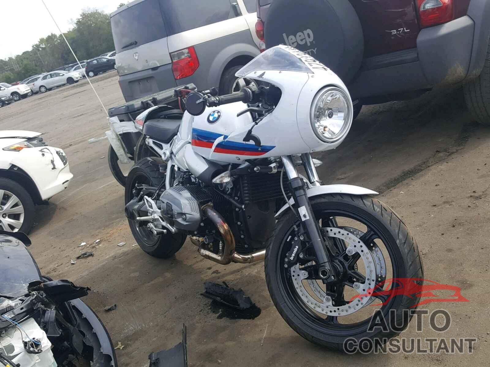 BMW MOTORCYCLE 2017 - WB10J2305HZ741155