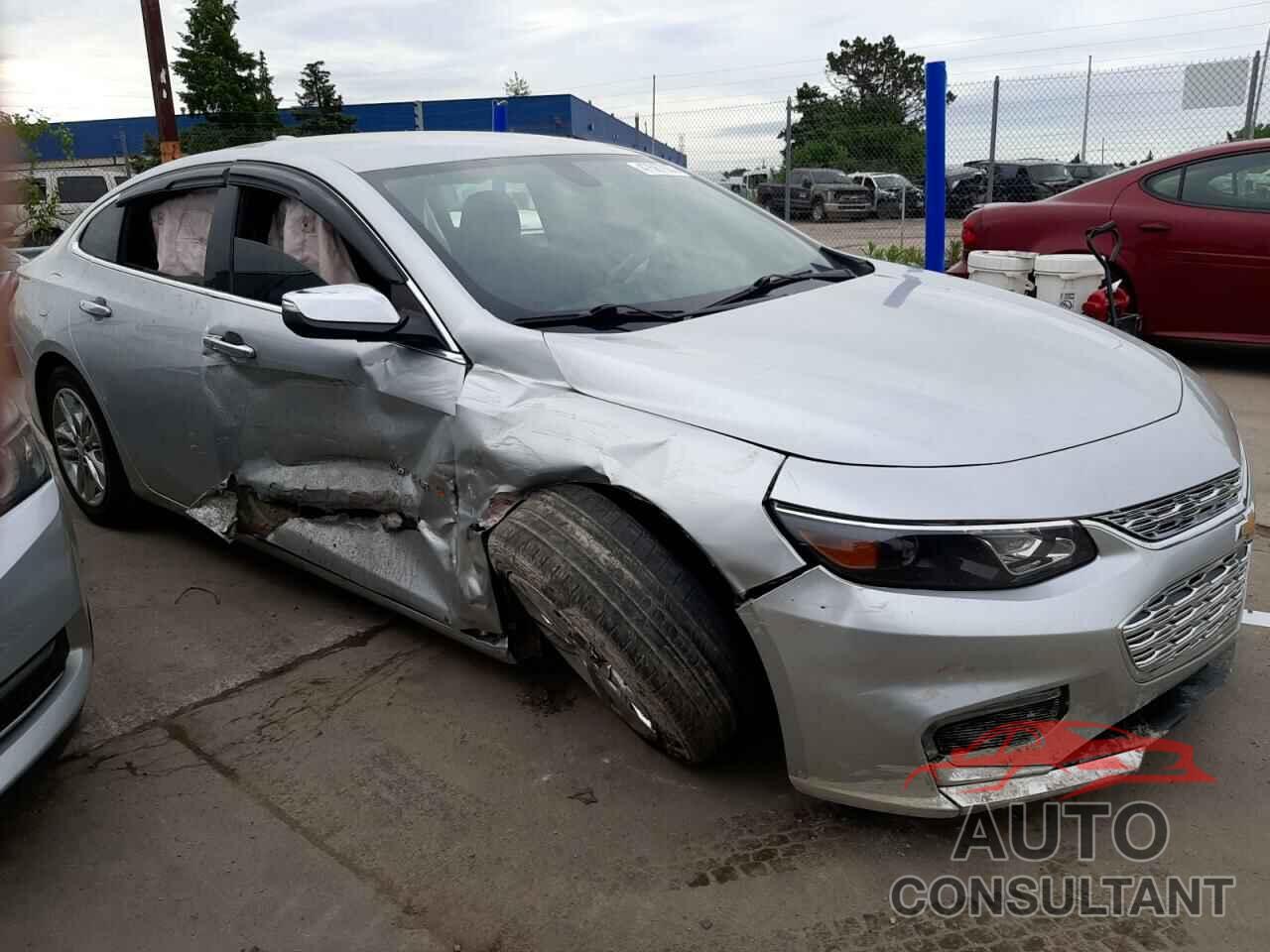 CHEVROLET MALIBU 2017 - 1G1ZE5ST9HF105800
