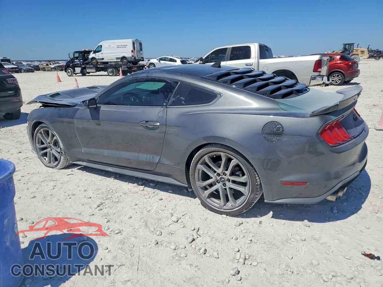 FORD MUSTANG 2020 - 1FA6P8CF2L5158499