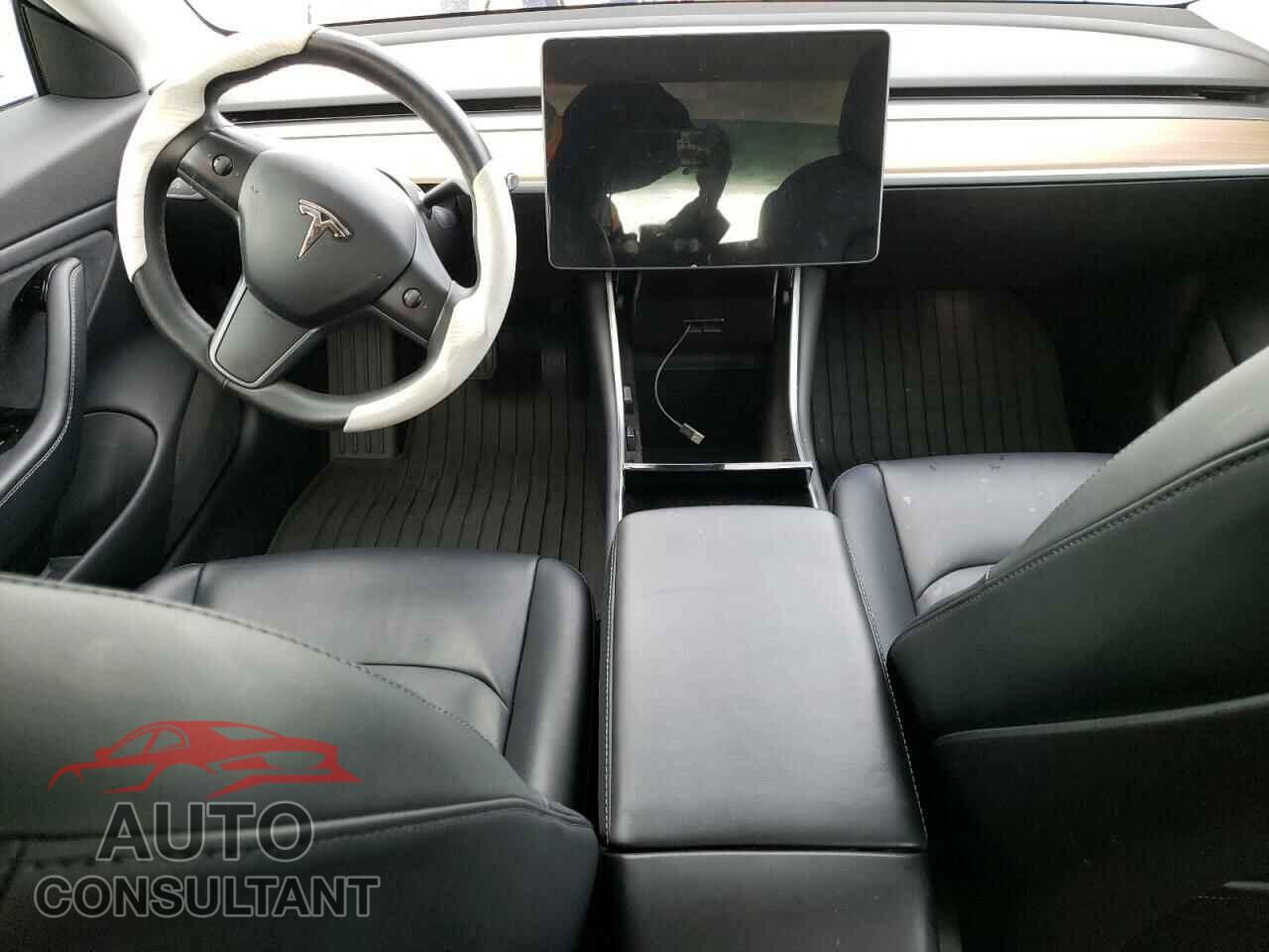 TESLA MODEL 3 2018 - 5YJ3E1EA9JF006503