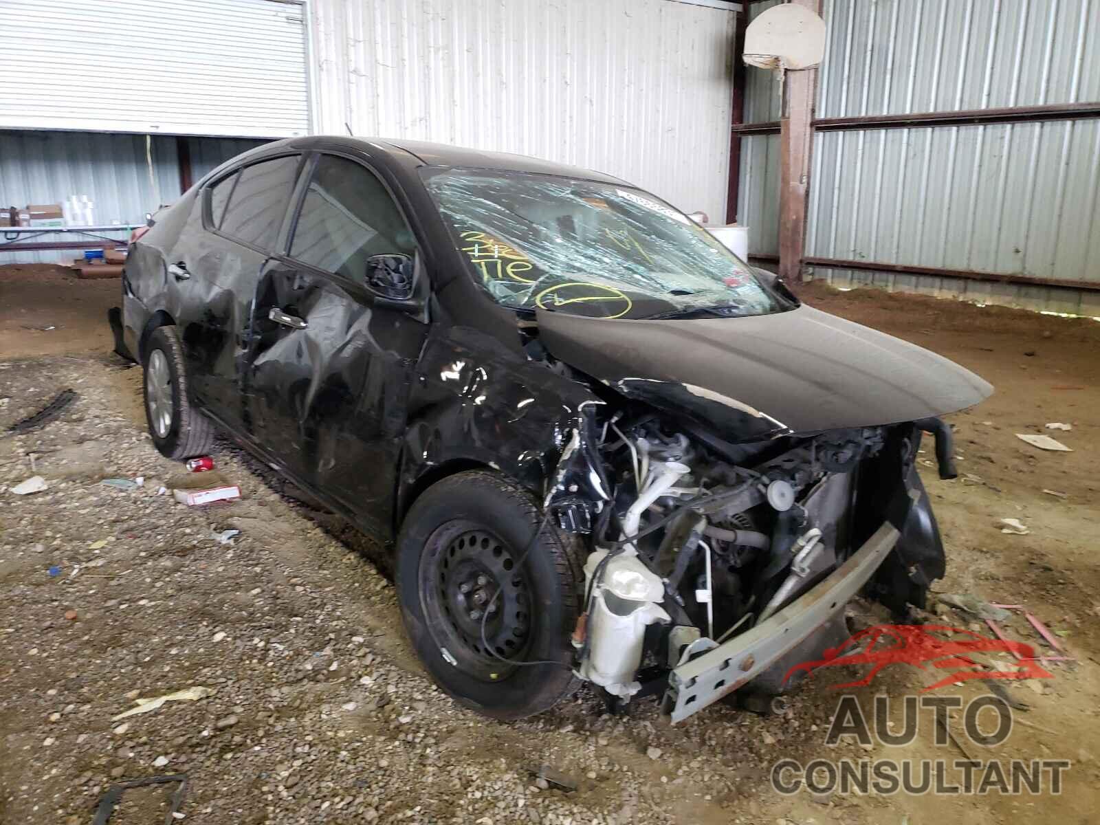 NISSAN VERSA 2017 - 3N1CN7AP7HL881767