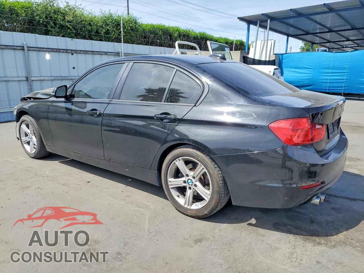 BMW 3 SERIES 2015 - WBA3C1C57FK123712