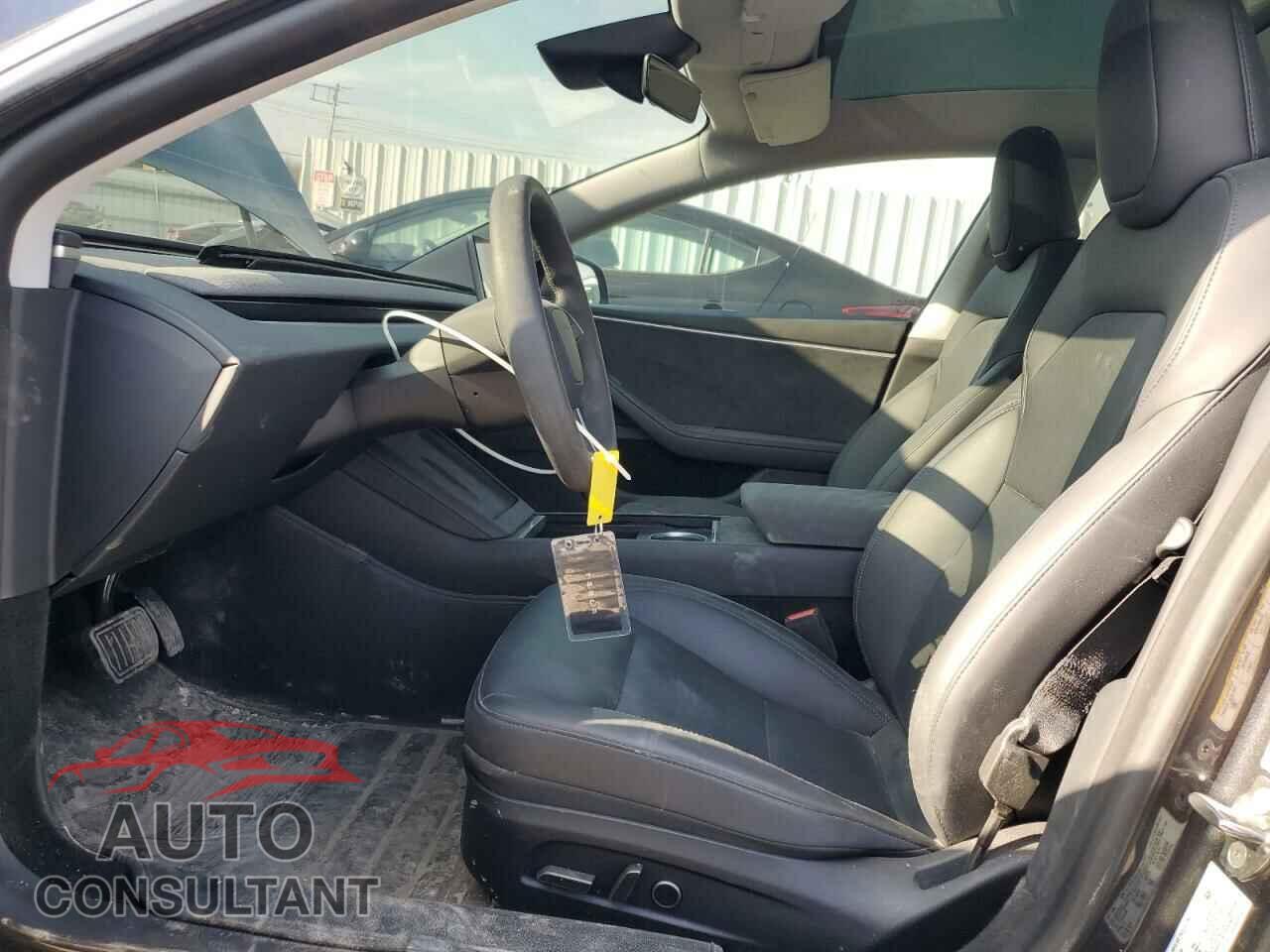 TESLA MODEL 3 2024 - 5YJ3E1EB7RF788403