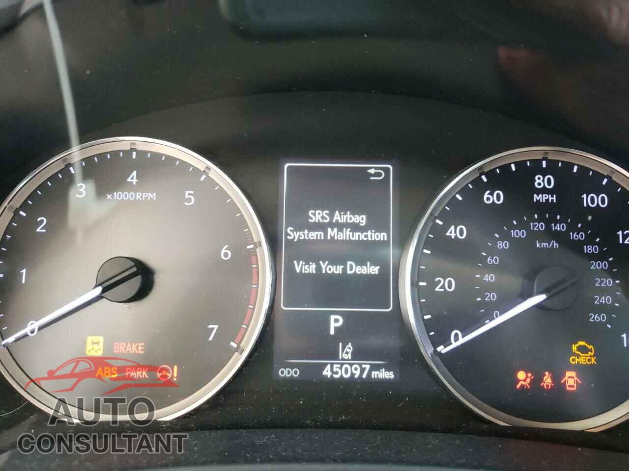 LEXUS IS 2017 - JTHBA1D27H5061348