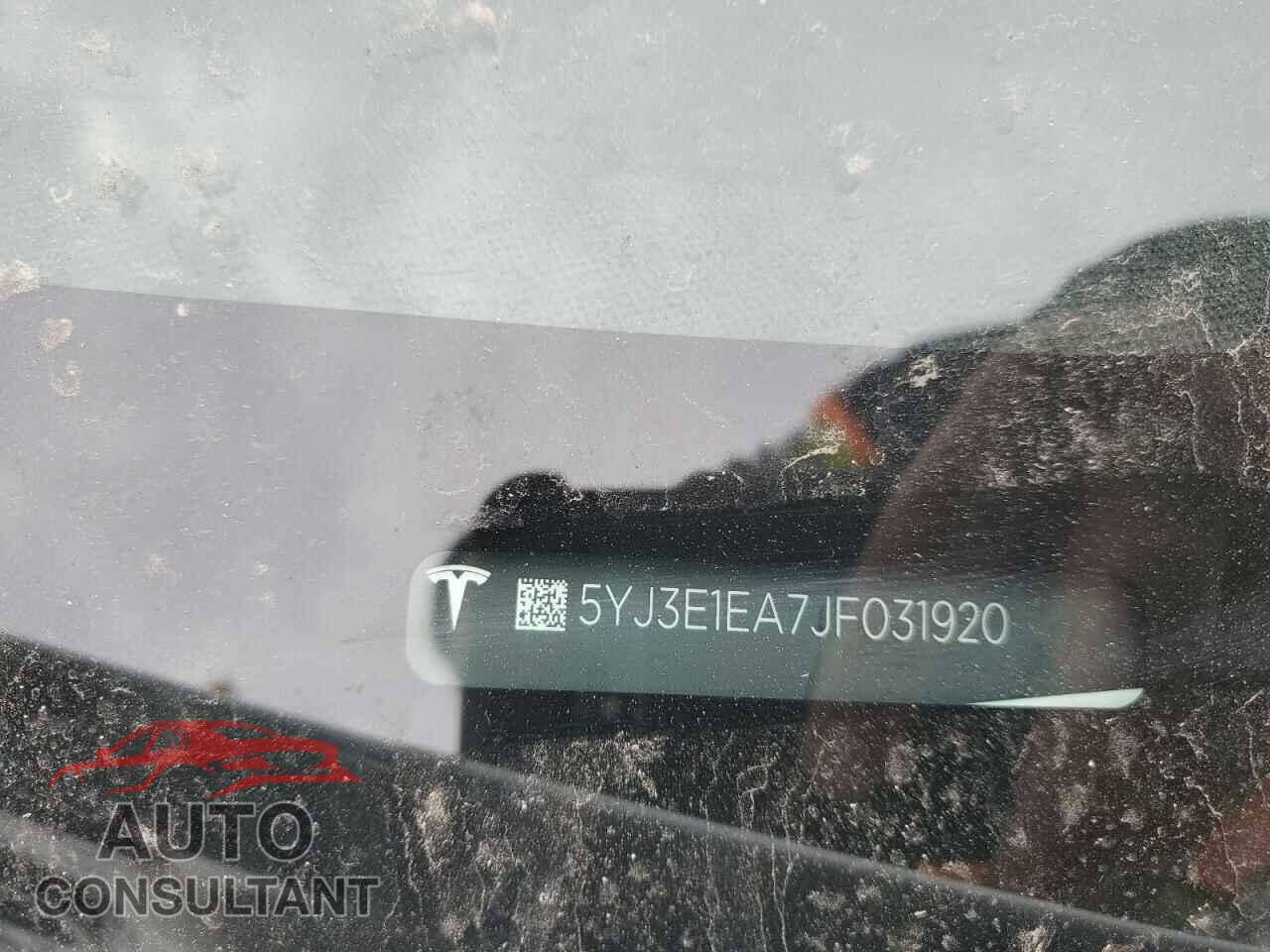 TESLA MODEL 3 2018 - 5YJ3E1EA7JF031920