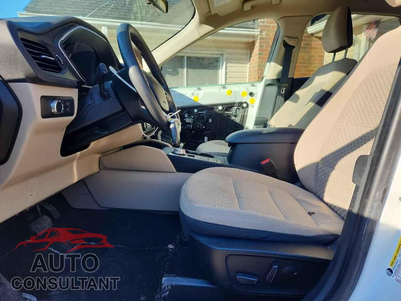 FORD ESCAPE 2020 - 1FMCU9G67LUA27737