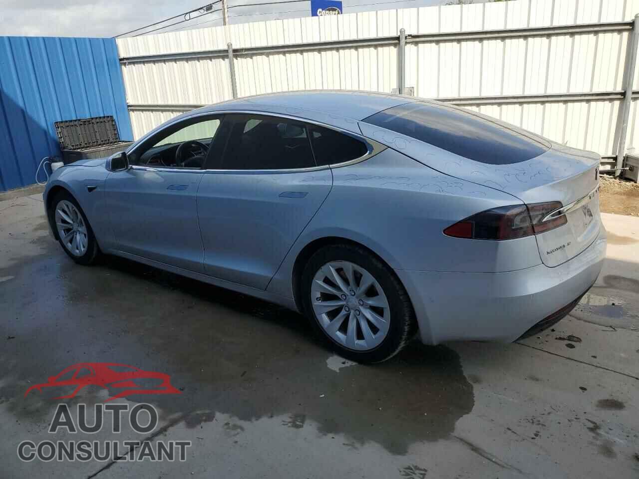 TESLA MODEL S 2017 - 5YJSA1E12HF188871