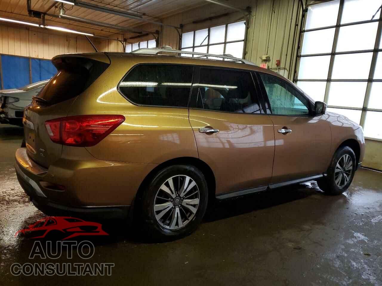 NISSAN PATHFINDER 2017 - 5N1DR2MM2HC602565