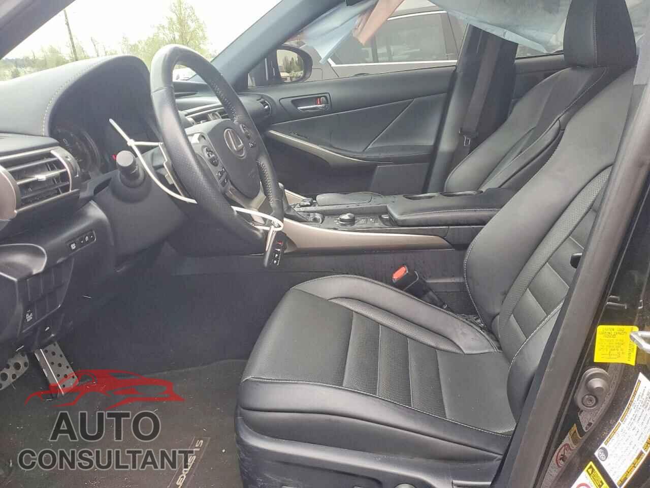 LEXUS IS 2015 - JTHBE1D27F5017626